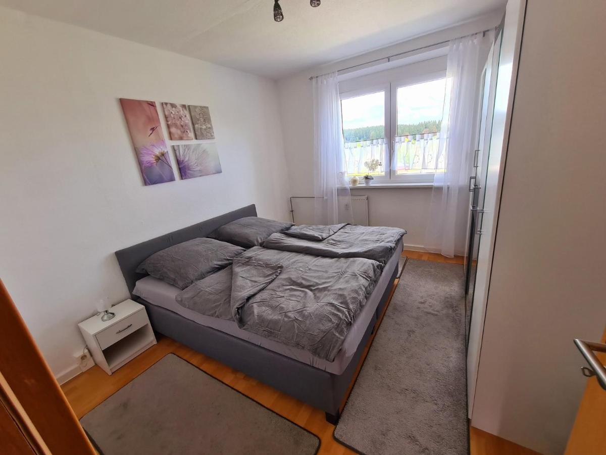Am Rennsteig Apartamento Masserberg Exterior foto